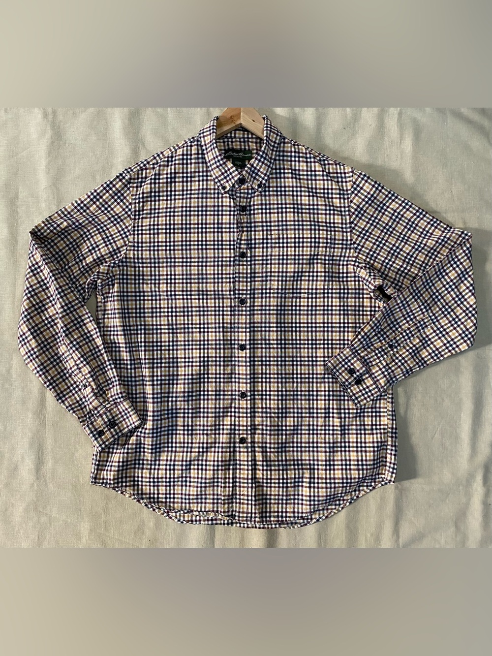 Eddie Bauer Men's L Shirt Relaxed Fit Long Sleeve Button Up Plaid Gingham Cotton